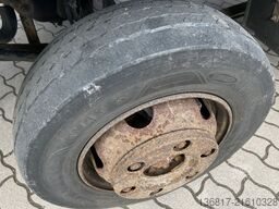 MAN LE 8.180 BL Getränke Rollo li+re