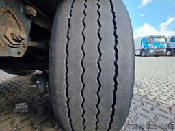 KRONE SD | Liftachse | EDSCHA | Palettenkasten