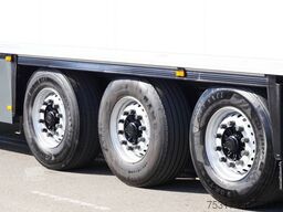 SCHMITZ CARGOBULL SKO 24/TK SLXi300/DOPPELSTOCK /BLUMEN / BPW