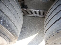 SCHMITZ CARGOBULL SKO 24/TK SLXi300/DOPPELSTOCK /BLUMEN / BPW