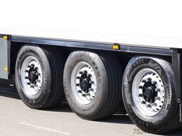 SCHMITZ CARGOBULL SKO 24/TK SLXi300/DOPPELSTOCK /BLUMEN / BPW