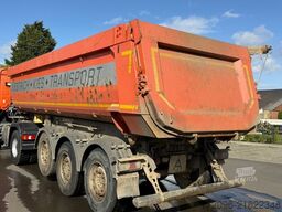 SCHMITZ CARGOBULL SKi 24 SL 7.2 SGF*S3 Stahl - Liftachse - Plane