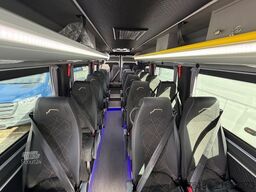 VOLKSWAGEN Crafter 21+3 Bus Automatik Klima Heizung