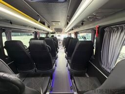 VOLKSWAGEN Crafter 21+3 Bus Automatik Klima Heizung