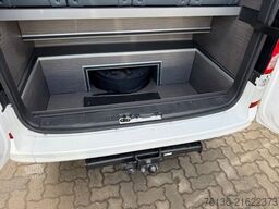 VOLKSWAGEN Crafter 21+3 Bus Automatik Klima Heizung