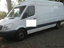 Mercedes-Benz 311 Maxi Lang Hoch Sprinter