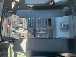 Mercedes-Benz Unimog U319