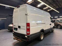 IVECO Daily 35C15 3,0 Liter Kasten L2 H2 AHK 3,5T