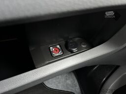 Peugeot e-Expert 50 kWh Long 9-Persoons Dubbele schuifd...