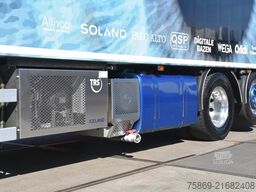 Volvo FH 460 Globe XL 6x2 + HANGER - RACE TEAM - LIVI...