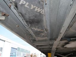 SCHMITZ CARGOBULL SKO 24/ DOPPELSTOCK / ZURRLEISTE / LASI 12642 XL