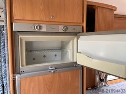 BÜRSTNER Delfin T 680 *Backofen**Solar**Markise