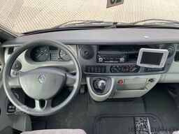 BÜRSTNER Delfin T 680 *Backofen**Solar**Markise