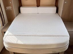 BÜRSTNER Ixeo T 734 - Hub/Queensbett - Klima -