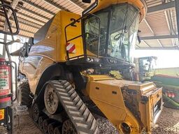 New Holland CR 10.90