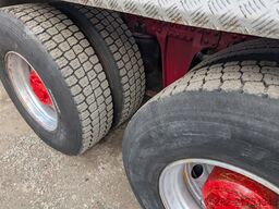 Volvo FH16 6X4 610HP HYVA Blatt/Luft Manuell