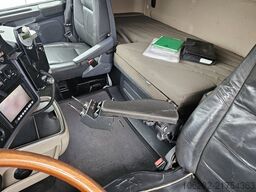 SCANIA R560 LB8X4X4HSA JOAB Blatt/Luft Lenkt/Li