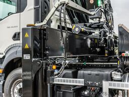 MAN TGS 35.520 BL - ATLAS 240.2E