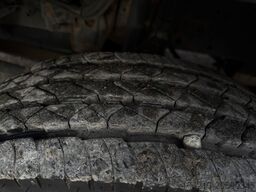 MERCEDES-BENZ Atego 818 Baumaschinen Transportiert