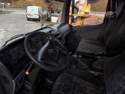 MERCEDES-BENZ Atego 818 Baumaschinen Transportiert