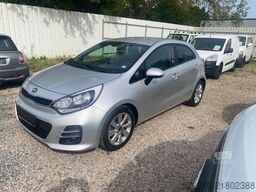 KIA Rio UEFA Euro 2016,Navi,SHZ,Kamera,PDC,Garantie