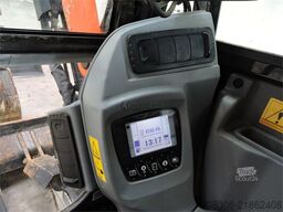 KUBOTA KX080-4