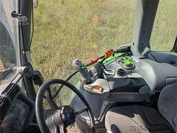 Deutz-Fahr M 650 mit FH+FZW
