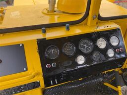 Kirovets K700A V8