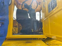Kirovets K 701 V12