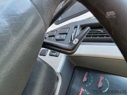 VOLVO FE 320 6x2/4 Abroller mit Cont. + Kran HMF 1820