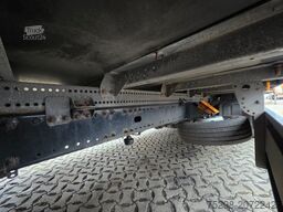 MAN TGL 12.220 4x2 BL / Ladebordwand