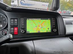 MAN TGL 12.220 4x2 BL / Ladebordwand