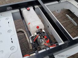 Renault 3 ZIJDIGE KIPPERBAK 4.00 METER (KOMT AF RENAULT...