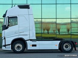 VOLVO FH 13.460 I-PARK COOL 2X TANKS SUPER CONDITION 2