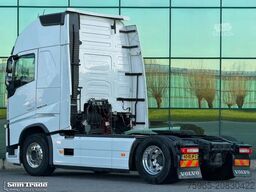 VOLVO FH 13.460 I-PARK COOL 2X TANKS SUPER CONDITION 2