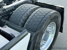 VOLVO FH 13.460 I-PARK COOL 2X TANKS SUPER CONDITION 2