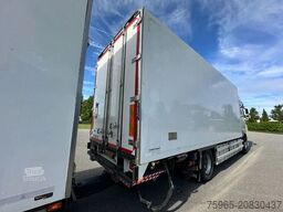 DAF XF 460 SSC ONLY 636.000 KM TAIL LIFT 24 CC + 26