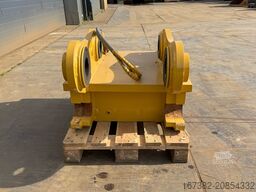 Caterpillar 352 Quick Coupler