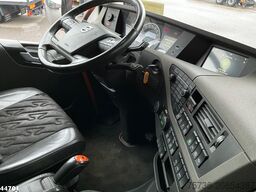 Volvo FH 540 8x4 Euro 6 Hiab 37 Tonmeter laadkraan