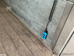 Volvo FL 250 Euro 6 met Dhollandia laadklep