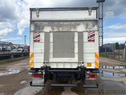 Mercedes-Benz Actros 1832