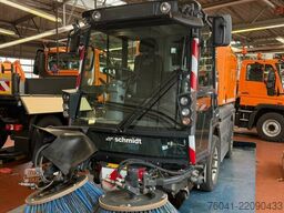 Aebi Kompaktkehrmaschine Swingo 200