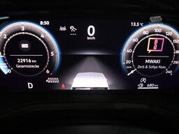 VOLKSWAGEN T7 Multivan Style lang ACC AHK SITZHZ NAVI LED