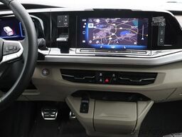 VOLKSWAGEN T7 Multivan Style lang ACC AHK SITZHZ NAVI LED