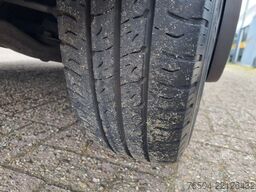 Mercedes-Benz Sprinter 515 CDI/ Koffer/ LBW/ Aut/ 21 KUB
