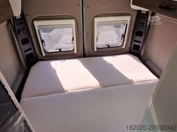 VANTOURER 600 D (54) Aufstelldach, AHK,Markise