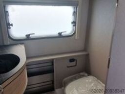 HYMER/ERIBA Touring 430 AUTARKPAKET,TANGO RED,MARKISE