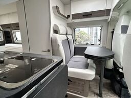 VANTOURER 600 L AUTOMATIK, LITHIUM, MARKISE