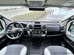 VANTOURER 600 L AUTOMATIK, LITHIUM, MARKISE