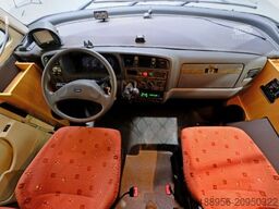 HYMER/ERIBA B 694 G/Festbett+Hubbett/Klima/Solar/Bar-Version